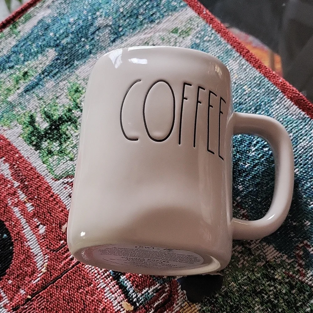Rae dunn new candle and coffee ☕️ mug /first amazing candle size above new